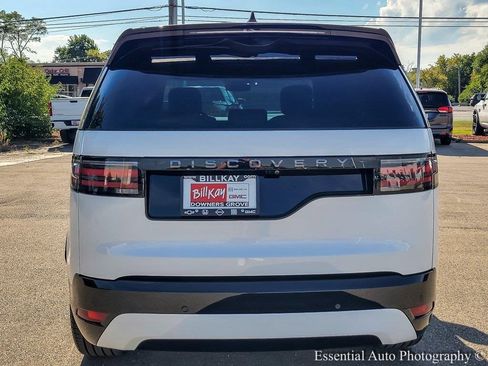 Used 2024 Land Rover Discovery Dynamic SE image 6