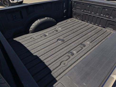New 2026 Ford F250 Lariat w/ Black Appearance Package AWD/4WD image 8
