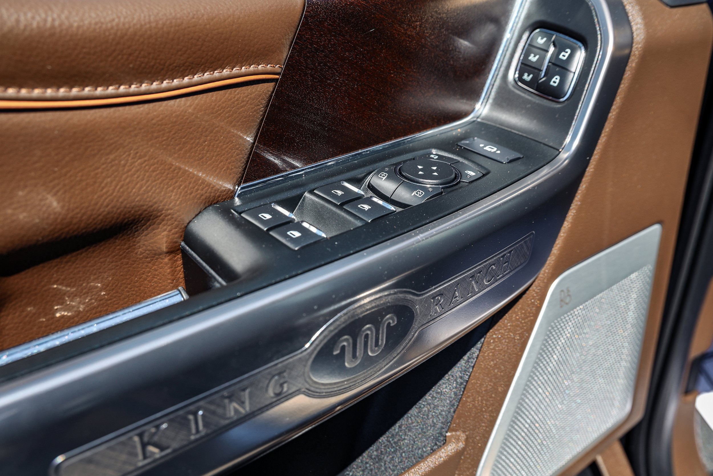 Used 2024 Ford F350 King Ranch AWD/4WD image 10