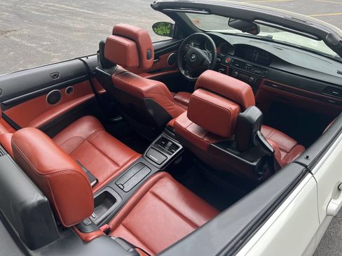 Used 2009 BMW M3 Convertible RWD image 20