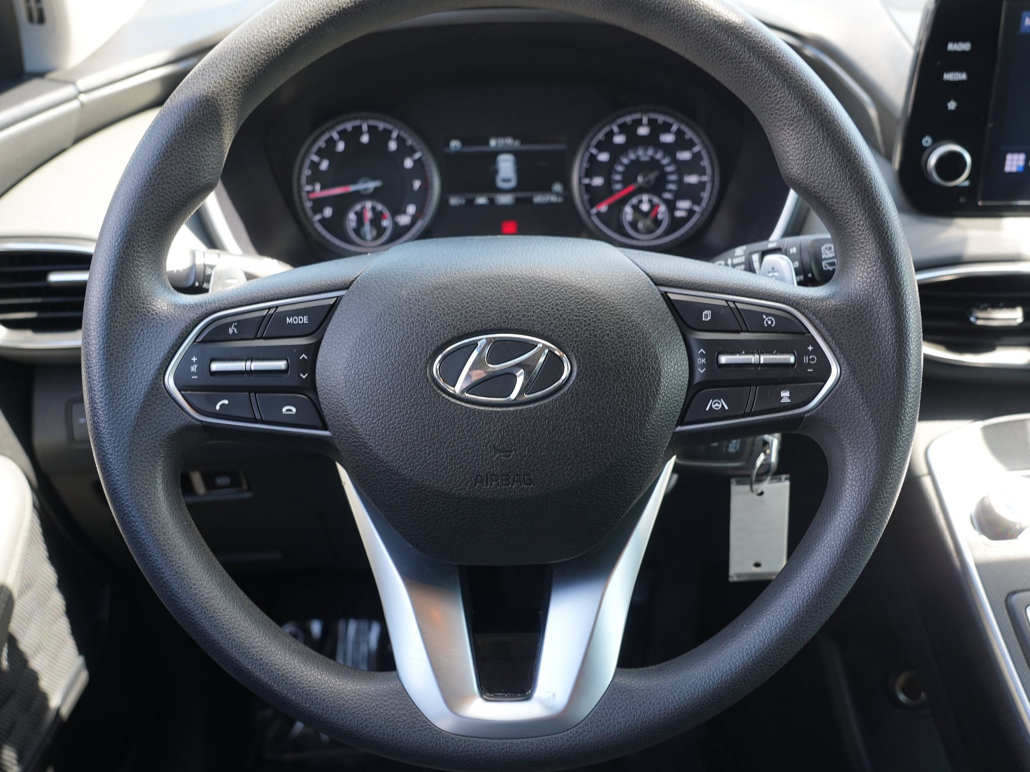 Used 2021 Hyundai Santa Fe SE AWD/4WD image 24