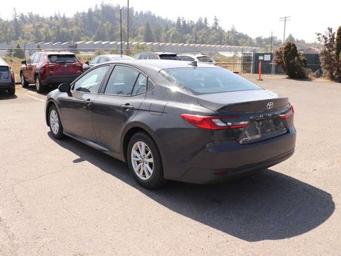 Used 2025 Toyota Camry LE FWD image 7