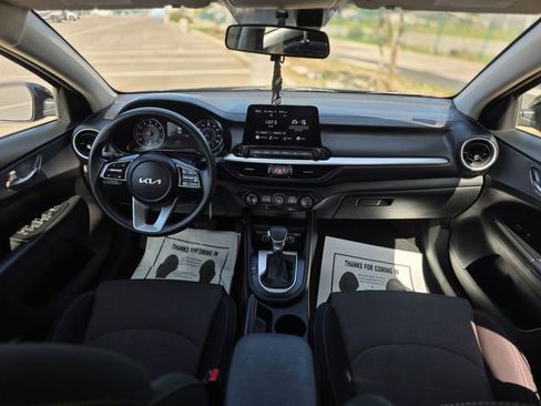 Used 2022 Kia Forte LXS FWD image 30