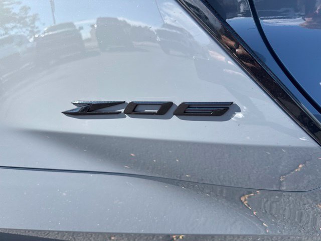 Used 2025 Chevrolet Corvette Z06 RWD image 10