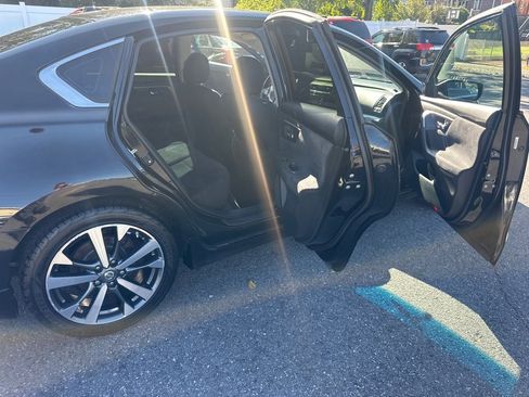 Used 2015 Nissan Altima 2.5 S w/ Power Driver Seat Package image 30