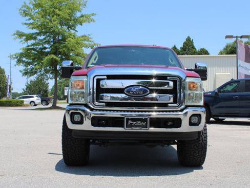 Used 2014 Ford F250 Lariat w/ Lariat Ultimate Package AWD/4WD image 2