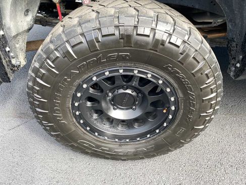 Used 2018 Toyota Tundra Platinum image 49