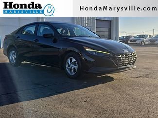 Used 2022 Hyundai Elantra SE video 1