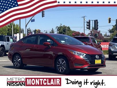 New 2025 Nissan Versa SV w/ Trunk Package