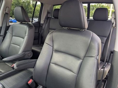 Certified 2023 Honda Ridgeline RTL image 32