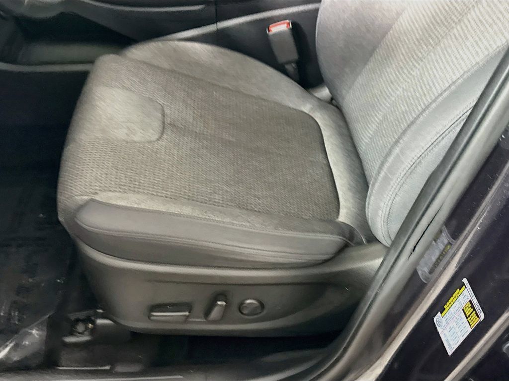 Certified 2023 Hyundai Santa Fe SEL FWD image 23