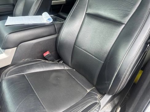 Used 2019 Ford F250 Lariat w/ Chrome Package AWD/4WD image 4