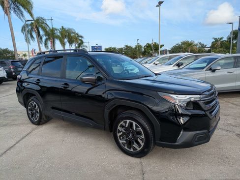 Certified 2026 Subaru Forester Premium AWD/4WD image 2