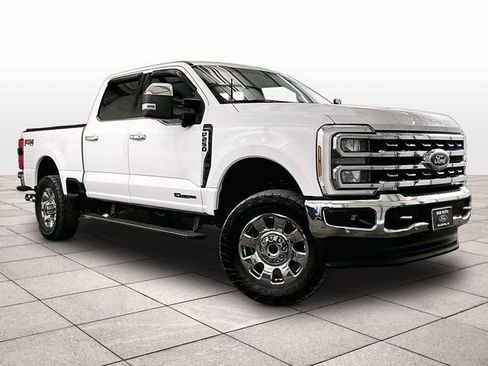 Used 2024 Ford F250 Lariat w/ Lariat Ultimate Package AWD/4WD image 2