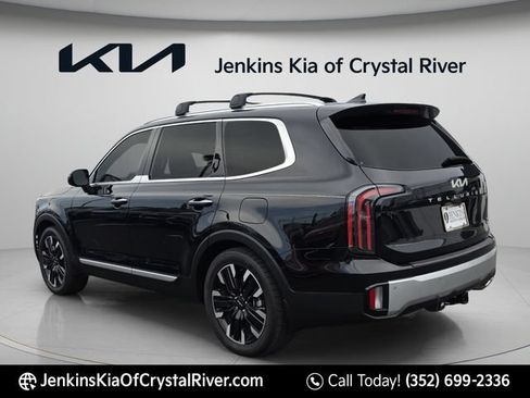Used 2024 Kia Telluride SX Prestige w/ Towing Package AWD/4WD image 10