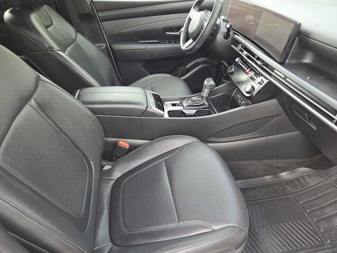 Certified 2025 Hyundai Tucson SEL FWD image 14