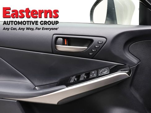 Used 2019 Lexus IS 300 AWD w/ Navigation Package image 15