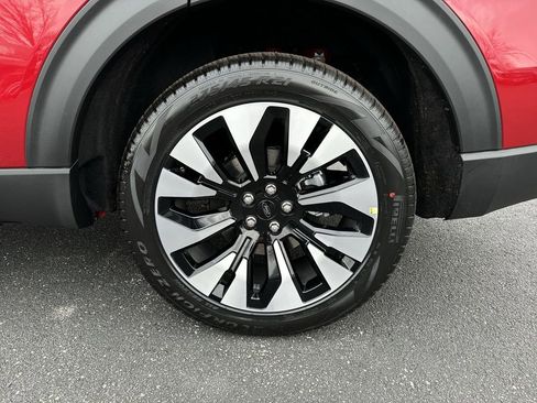 New 2025 Ford Explorer Platinum w/ LUX Leather Package image 27