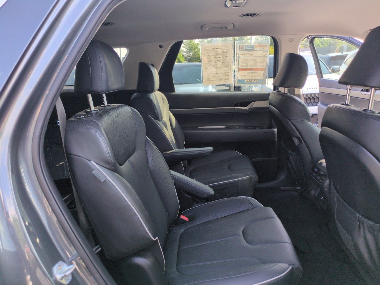 Used 2023 Hyundai Palisade SEL FWD image 26