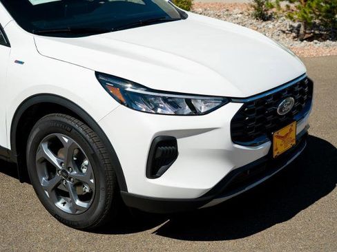 Certified 2025 Ford Escape ST-Line w/ Equipment Group 301A image 2