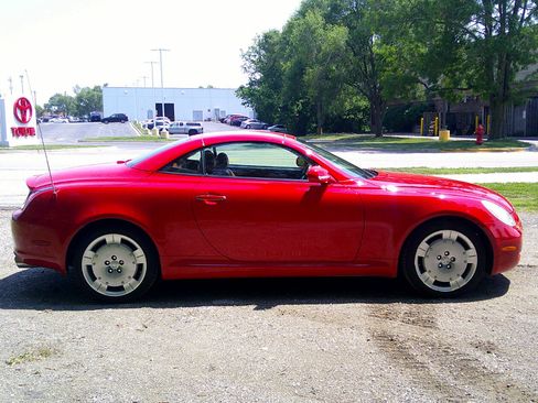 Used 2002 Lexus SC 430 Convertible image 8