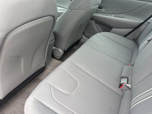 Certified 2023 Hyundai Elantra SEL w/ Convenience Package image 15