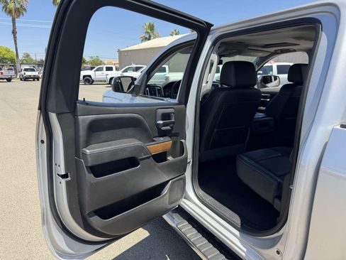 Used 2018 Chevrolet Silverado 1500 LTZ w/ Sport Package AWD/4WD image 23