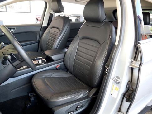 Used 2016 Ford Edge SEL image 14