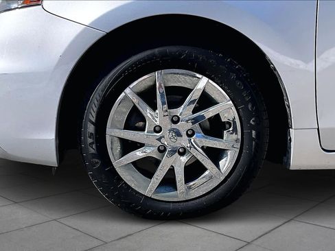 Used 2012 Toyota Prius V Two image 10