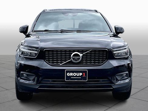 Used 2021 Volvo XC40 T5 R-Design w/ Advanced Package image 4