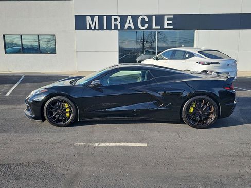 Used 2023 Chevrolet Corvette 3LT w/ Z51 Performance Package image 3