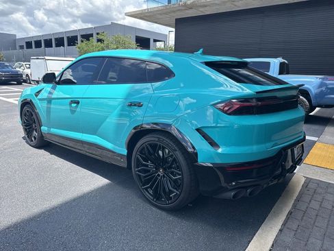 Used 2025 Lamborghini Urus SE AWD/4WD image 4