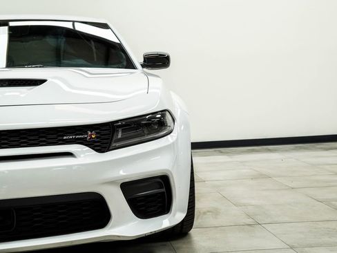 Used 2023 Dodge Charger Scat Pack RWD image 4