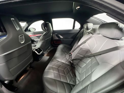 Used 2024 BMW 740i image 29