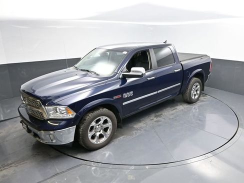 Used 2015 RAM 1500 Laramie w/ Convenience Group image 37