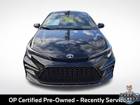 Used 2025 Toyota Corolla XSE FWD image 3