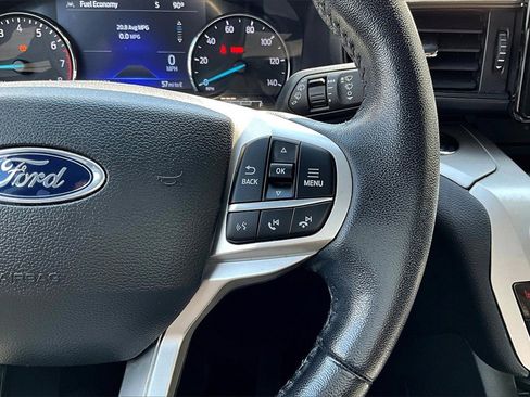 Certified 2023 Ford Explorer XLT w/ Class IV Trailer Tow Package image 18