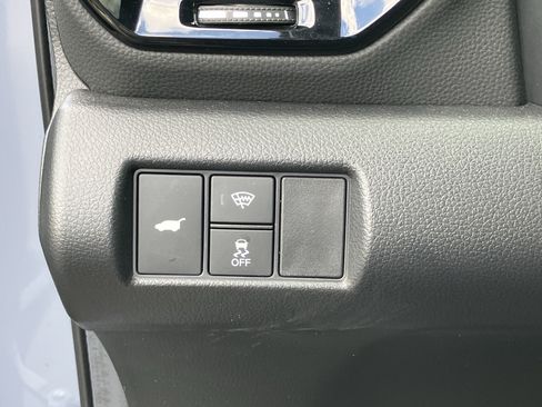 Certified 2025 Honda Pilot Black Edition image 18