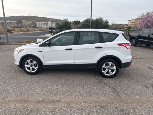 Used 2015 Ford Escape S image 8