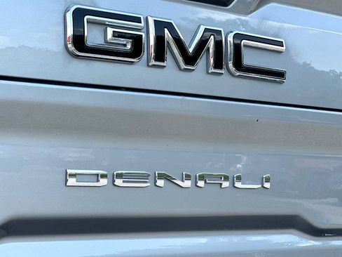 Used 2024 GMC Sierra 2500 Denali w/ Denali Reserve Package AWD/4WD image 15