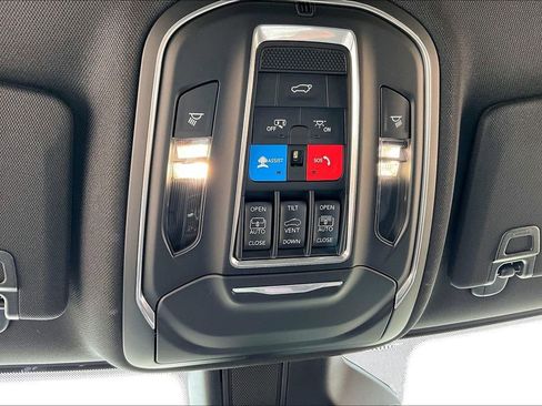 New 2026 Jeep Grand Cherokee Limited AWD/4WD image 35