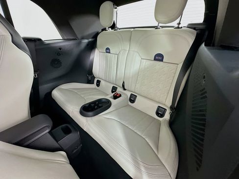 Certified 2025 MINI Cooper S FWD image 17