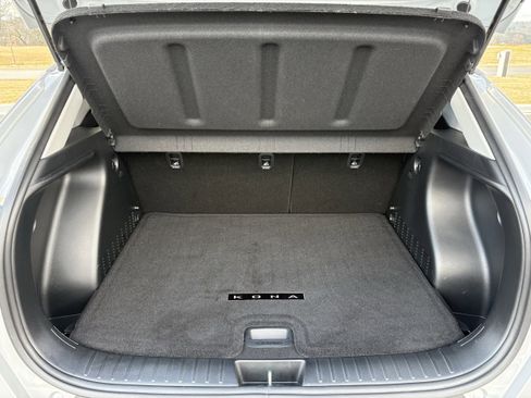 Used 2025 Hyundai Kona SEL image 12