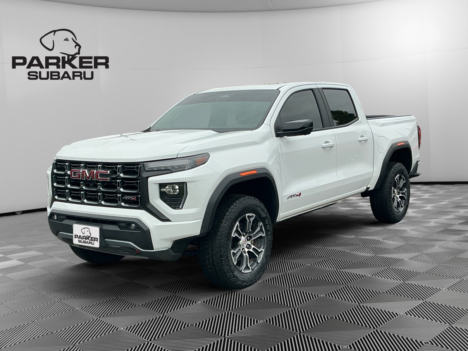 Used 2025 GMC Canyon AT4 w/ Technology Plus Package AWD/4WD image 1