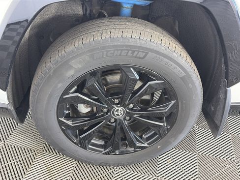 Used 2023 Toyota RAV4 XSE AWD/4WD image 14