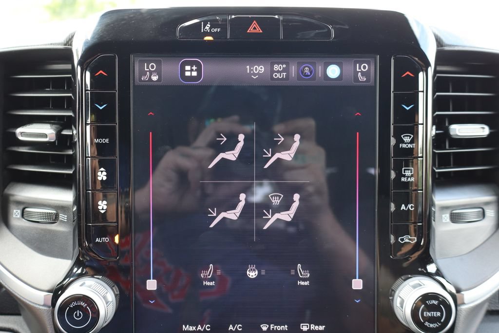 Used 2026 RAM 3500 Big Horn AWD/4WD image 8