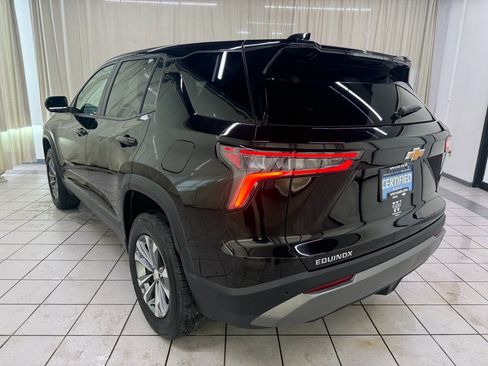 Certified 2025 Chevrolet Equinox LT FWD image 8