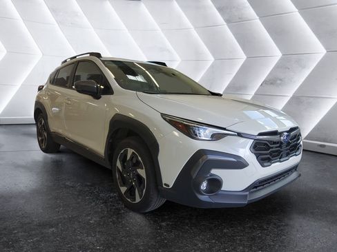 Used 2025 Subaru Crosstrek 2.5i Limited AWD/4WD image 1