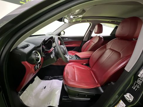 Used 2019 Alfa Romeo Stelvio w/ Nero Edizione RWD image 15