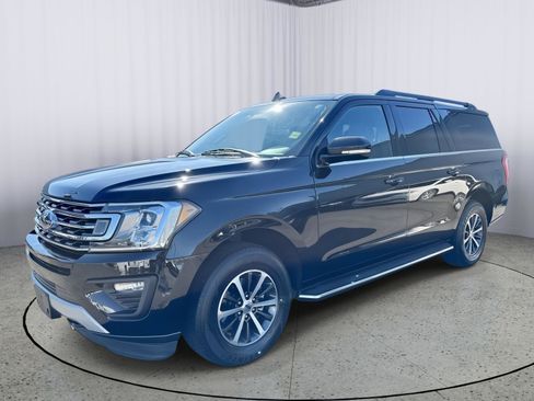 Used 2018 Ford Expedition Max XLT w/ Equipment Group 202A image 12